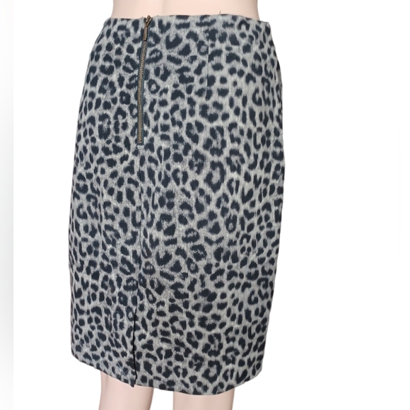 CAbi Womens Brown Black Leopard Animal Print Pencil Skirt Knee Length Size 0 - Picture 5 of 9